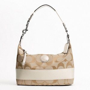 COACH SIGNATURE C Purse
